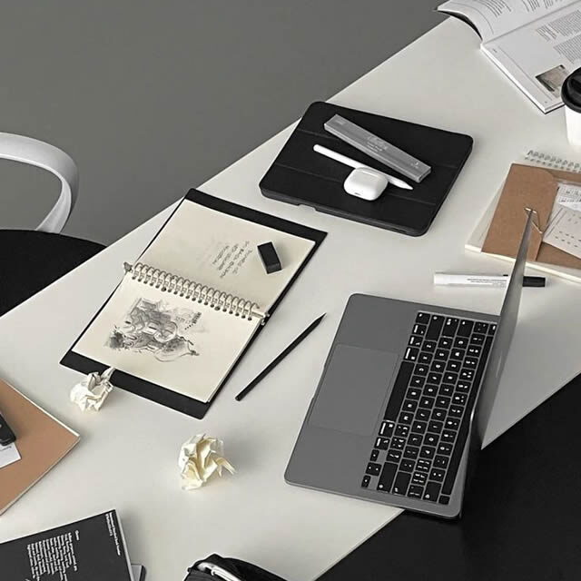 Diseño de identidad visual y estrategia de marca para negocios digitales con visión.